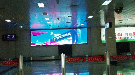地铁LED显示屏